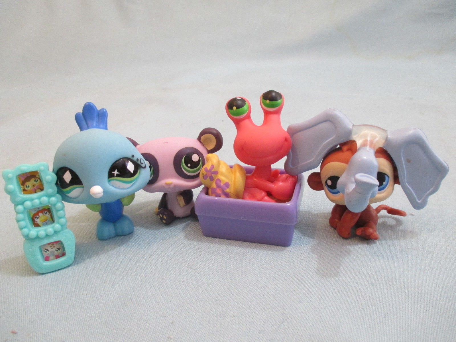  Lps Lot Of 100 Pets